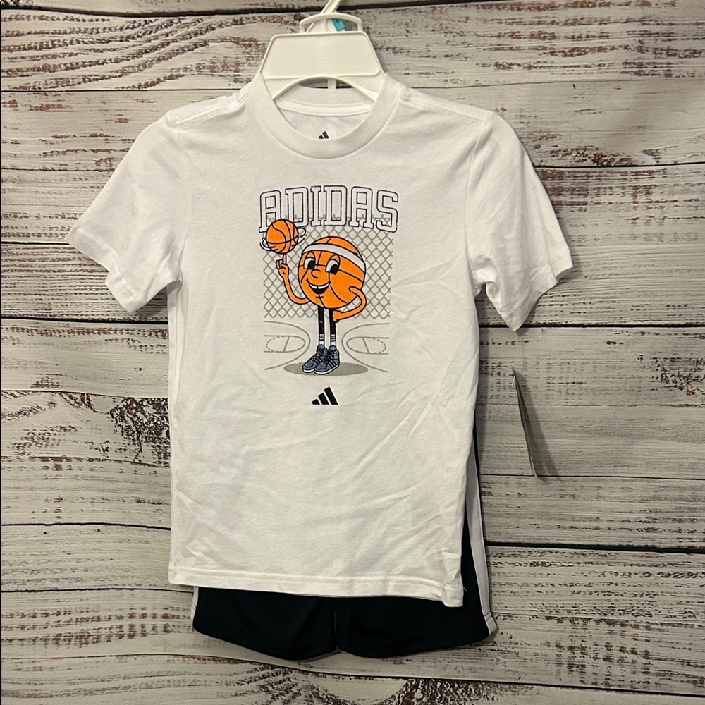 NWT Adidas Kids White Basketball Graphic Tee with black matching set size 5